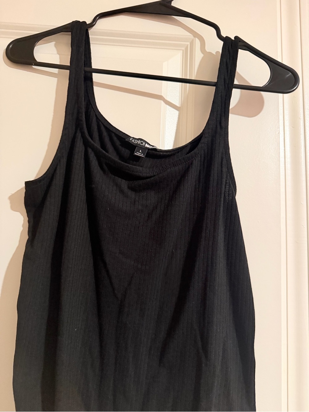 Fashion Nova Black Ribbed Scoop Tank